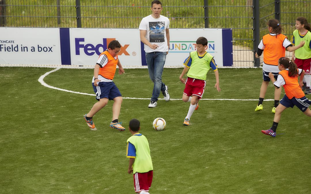 Carlos Marchena, a Role Model for Young People Alongside Red Deporte
