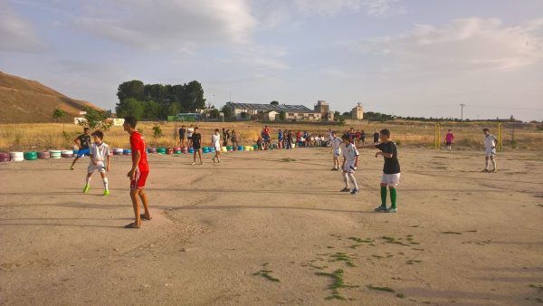 SAND AS A PLAYING ENVIRONMENT FOR YOUNG REFUGEES